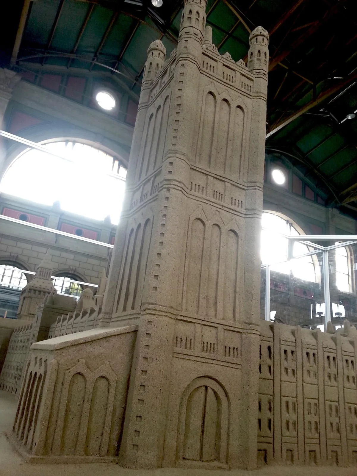 
                            Sandcity              