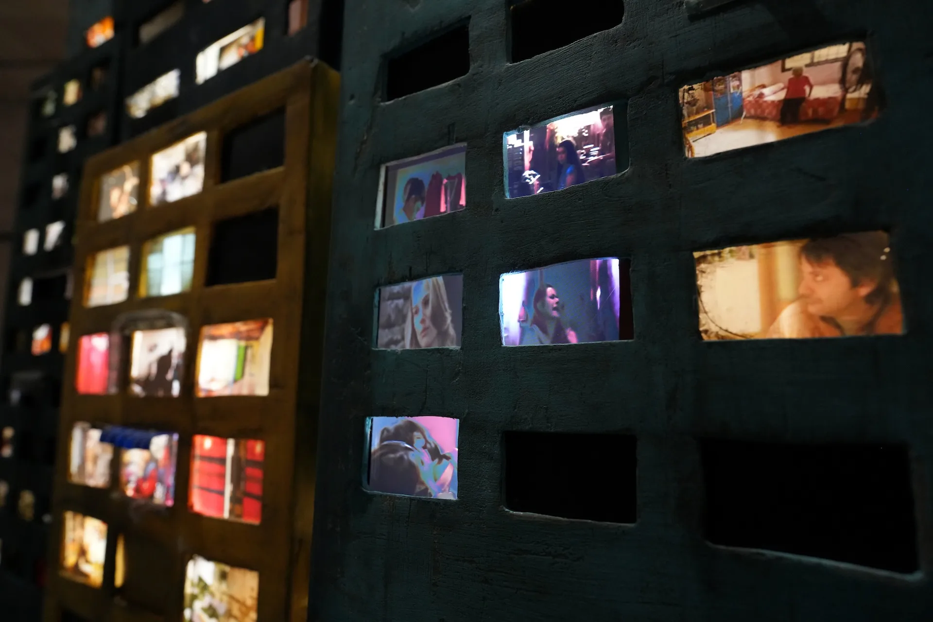 
              Tenement Rising, detail 2016 © Tracey Snelling. Photo: Tracey Snelling              